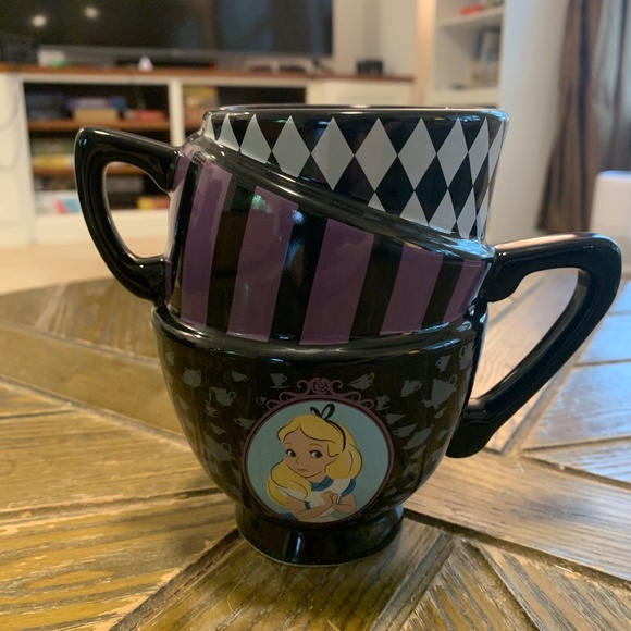 Disney Alice in Wonderland Stacked Teacup 3D Sculpted Coffee mug - Picture 1 of 8